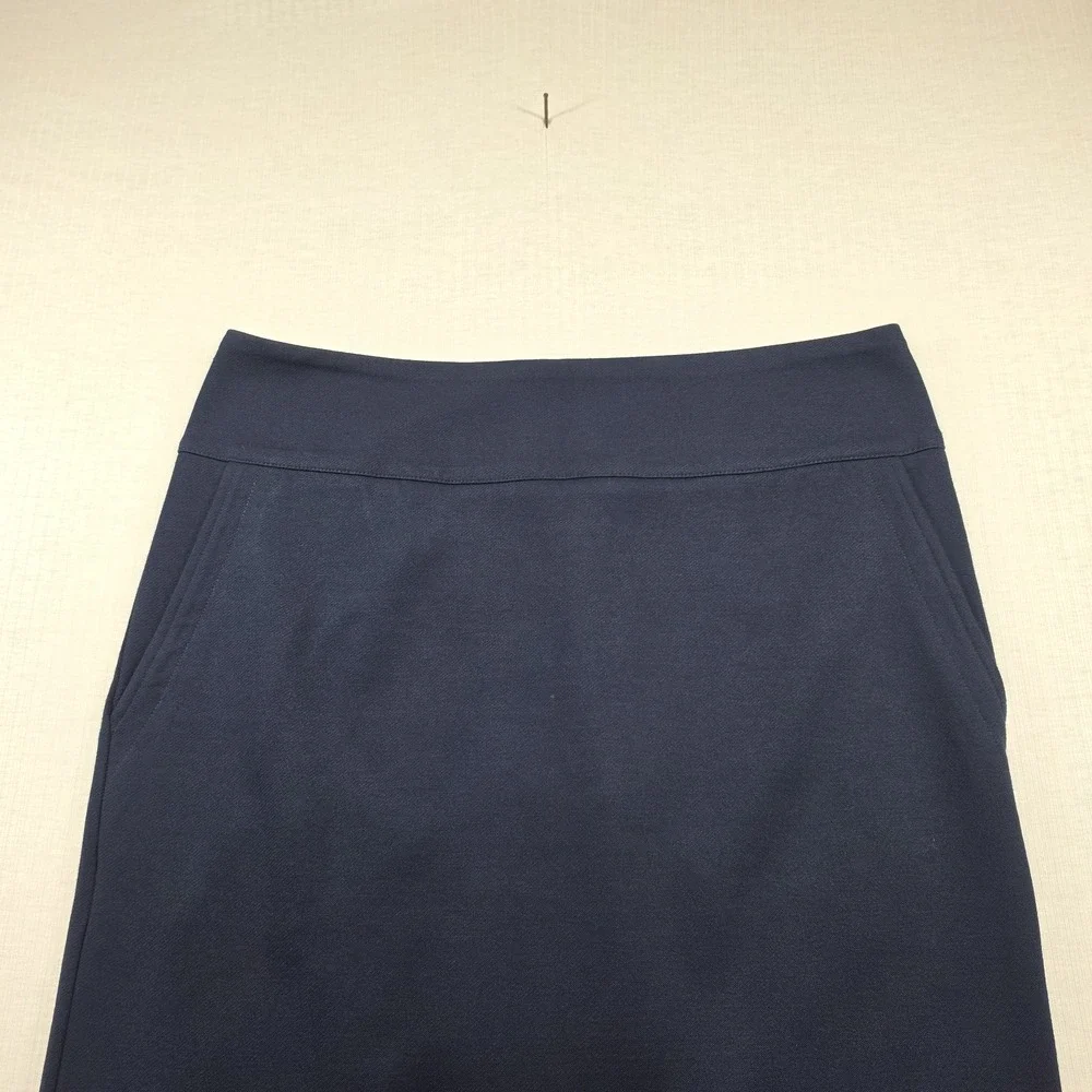 Cabi Women's Black Stretch Straight Pencil Skirt - 8 - Picture 2 of 13